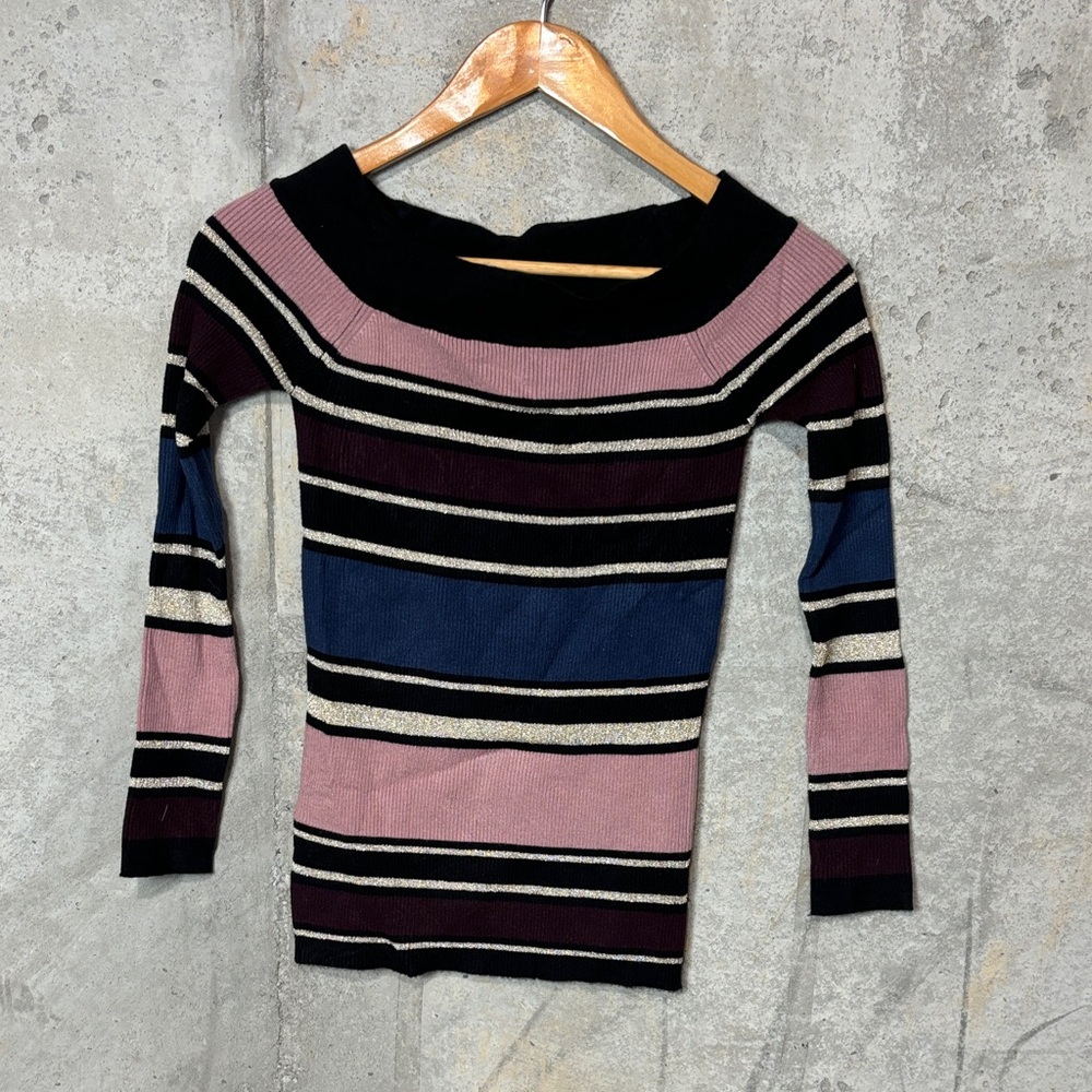 Cupcakes and Cashmere Nadria Sweater - Picture 2 of 8